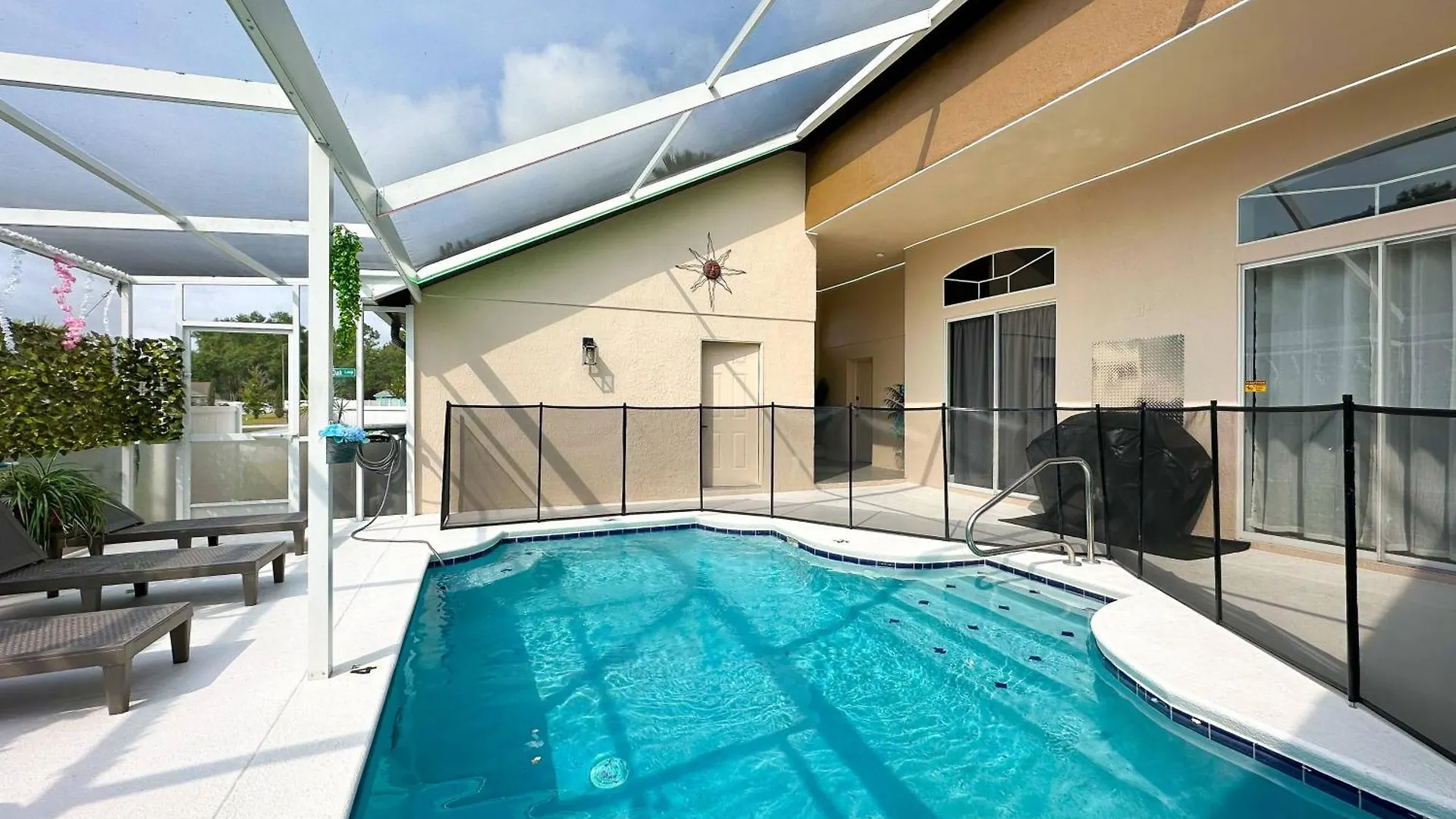 Holiday home Themed House With Private Game Room And Pool Davenport