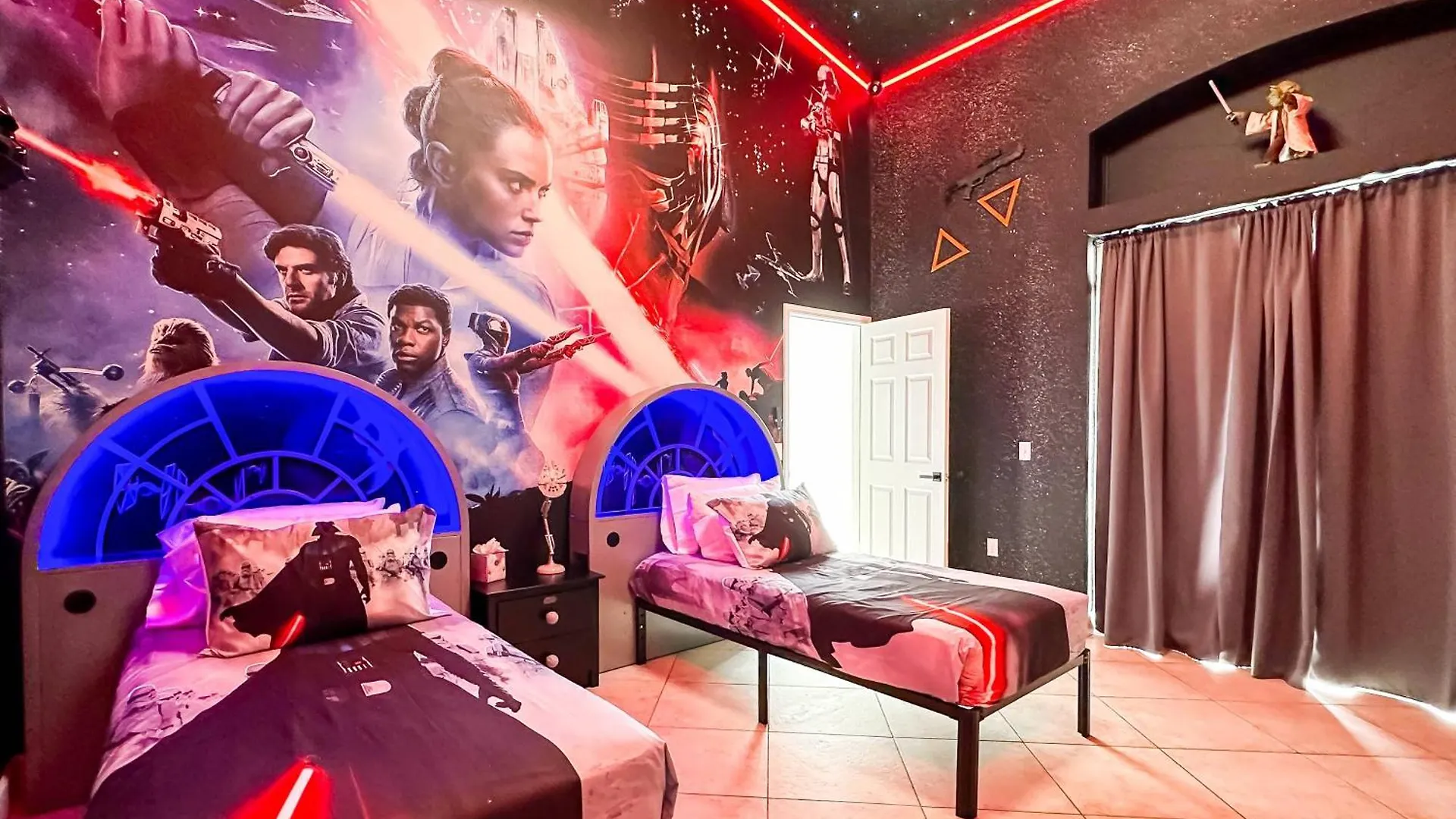 Themed House With Private Game Room And Pool Davenport 0*,  United States